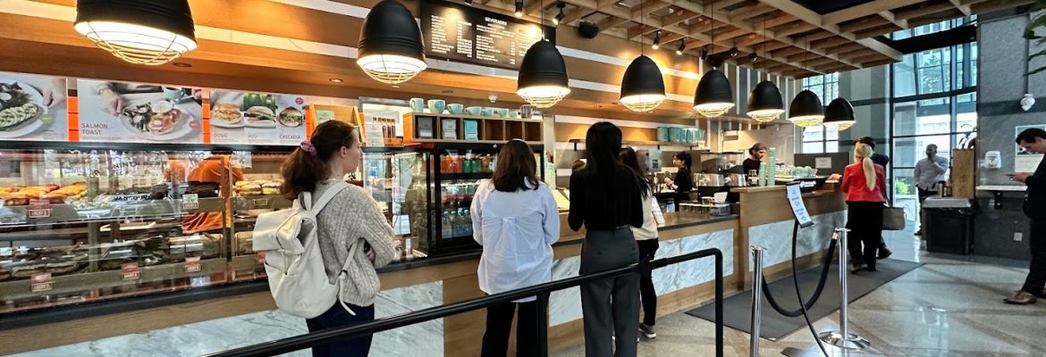 49th Parallel Café & Lucky’s Doughnuts – Thurlow