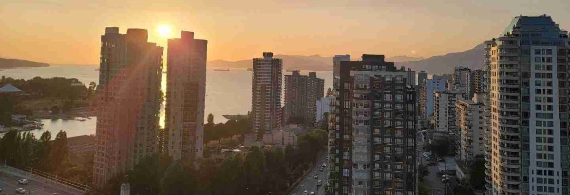 Iolanda Esposito Personal Real Estate Corporation -Vancouver REALTOR