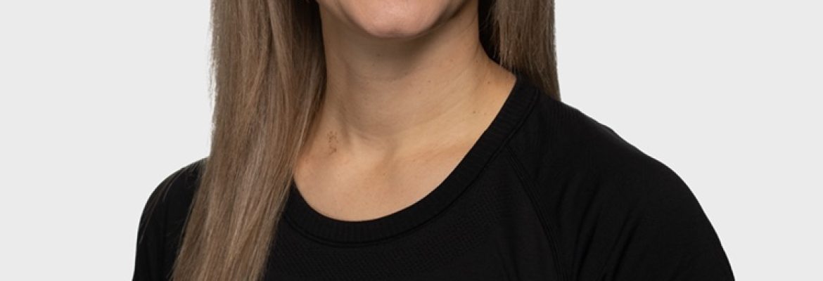 Dr. Julia Ostrowski